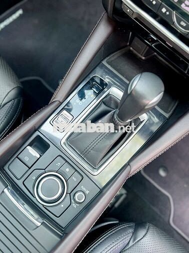 Mazda 6 Luxury 2.0 AT 2019 - 19000 km