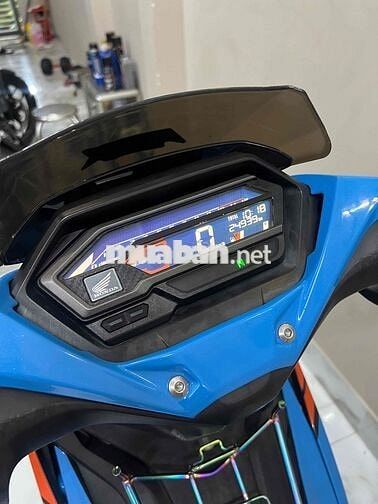 wwiner x 2019 đi 24 ngàn zin chất