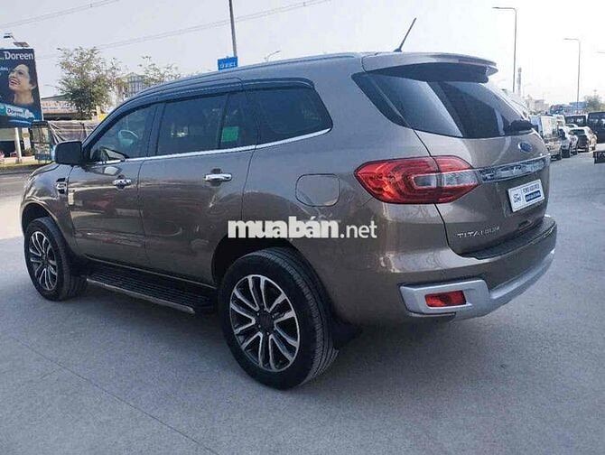 Ford Everest 2020 Titanium 2.0L AT 4x2