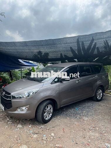 Toyota Innova 2017 2.0G - 93000 km