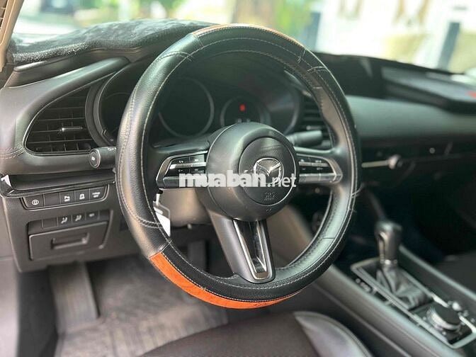 Mazda 3 2022 1.5L Premium - 31000 km