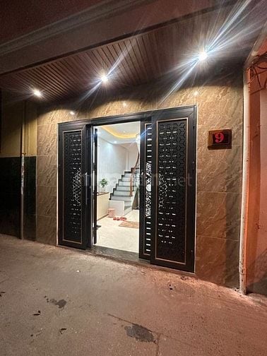 NHÀ ĐẸP TRẦN KHÁT CHÂN-NGÕ THÔNG-ÔTÔ GẦN-NỘI THẤT 5*-21m/5TẦNG-HƠN 4TỶ