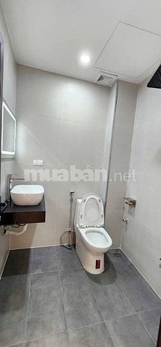 NHÀ ĐẸP TRẦN KHÁT CHÂN-NGÕ THÔNG-ÔTÔ GẦN-NỘI THẤT 5*-21m/5TẦNG-HƠN 4TỶ