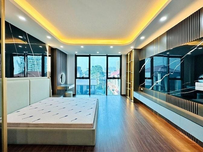 Tòa nhà Minh Khai 7 tầng thang máy ô tô kinh doanh, dt 89m2, mt 5m.