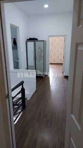 Chính chủ bán nhà để thu hồi vốn thương lượng với Khách hàng thiện chí