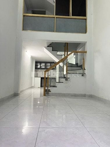 TRẦN HƯNG ĐẠO QUẬN 5 GẦN 40M2 HẺM 4M THÔNG, CÁCH MT 40M, 3 TẦNG
