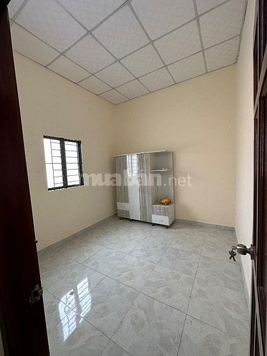 Bán nhà ngã ba Tân Kim , 89m2, 3pn+1 , 2 toilet, sân trước sau. 