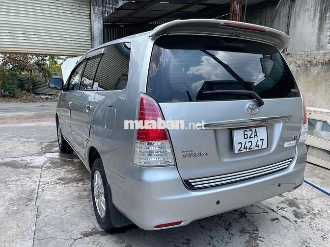 Toyota Innova 2009 V - 130000 km