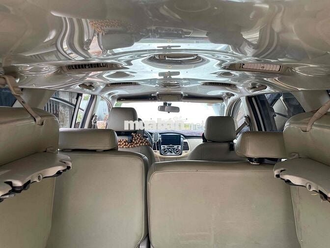 Toyota Innova 2009 V - 130000 km