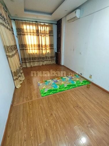 CHO THUÊ NHÀ NGUYÊN CĂN PHỐ LINH LANg - KIM  MÃ THƯỢNG 
