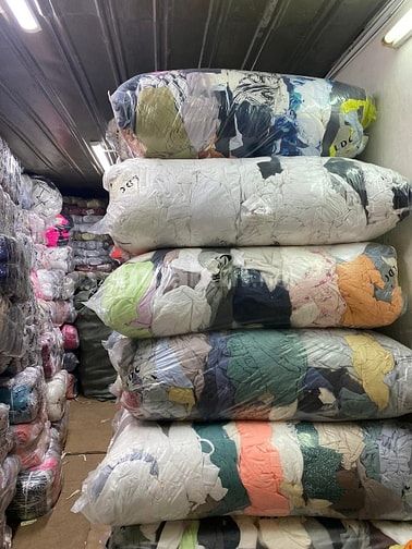 Thu mua không giới hạn số lượng hàng thời trang thanh lý shop 