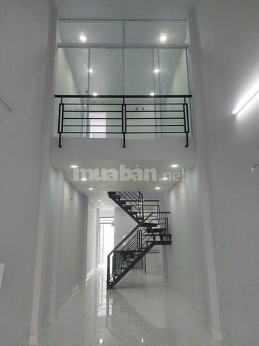 Bán nhà mới xây gần trường ĐH Huflic, gần chợ và nhà thờ Trung Chánh