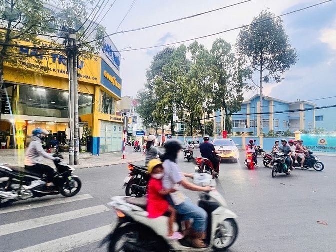 Bán 300m2 mặt tiền đường Trương Định phường Tân Mai, Biên Hòa, 95tr/m2
