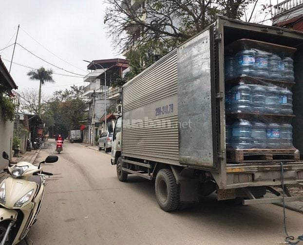 Cho thuê kho hàng 150m2 ,ngõ 76 phố An Dương, tải 5 tấn đỗ cửa , 10tr