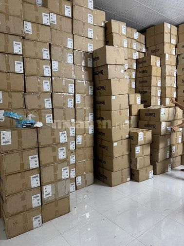 Thu mua không giới hạn số lượng hàng thời trang thanh lý shop 