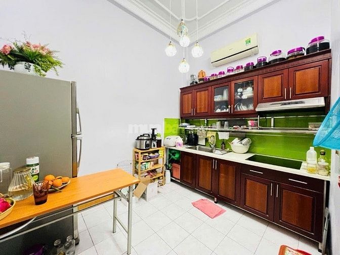 BÁN NHÀ MẶT NGÕ TÔN ĐỨC THẮNG TUYỆT ĐẸP - Ô TÔ TRÁNH – 15,8 TỶ 