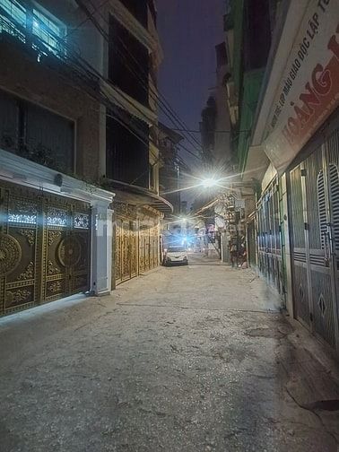 BÁN NHÀ MẶT NGÕ TÔN ĐỨC THẮNG TUYỆT ĐẸP - Ô TÔ TRÁNH – 15,8 TỶ 