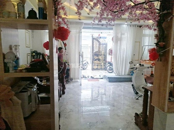 Bề ngang Khủng 7,1x19m, Hẻm 4m Phú Thuận