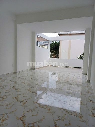 Nhà hẻm 10m đường Hoàng Việt khu Đệ Nhất KS 4x21m 2L 4 phòng