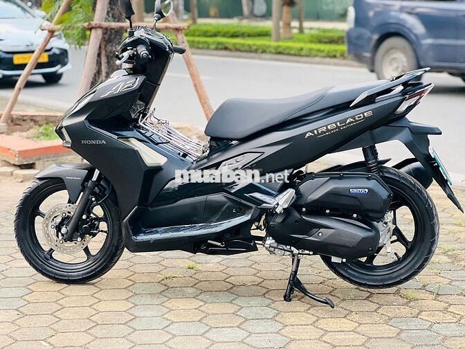 HONDA AIR BLADE 125-4VAL XE SIÊU MỚI -ODO-1000KM