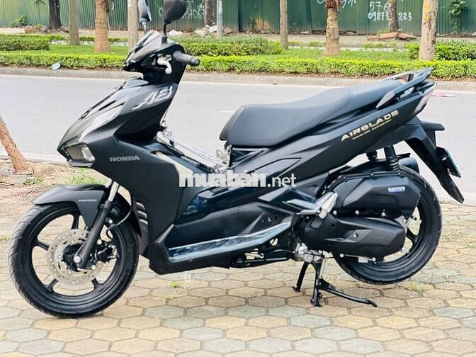 HONDA AIR BLADE 125-4VAL XE SIÊU MỚI -ODO-1000KM