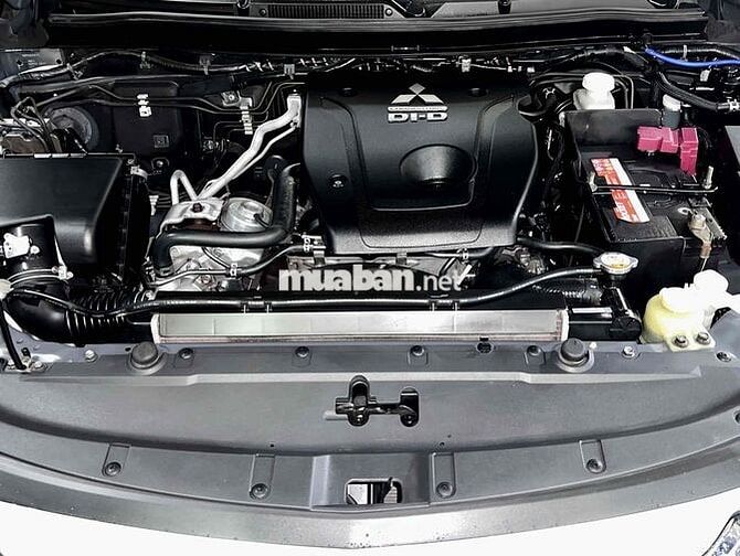 Mitsubishi Pajero Sport 2018 2.4D 4x2 MT - rất đep