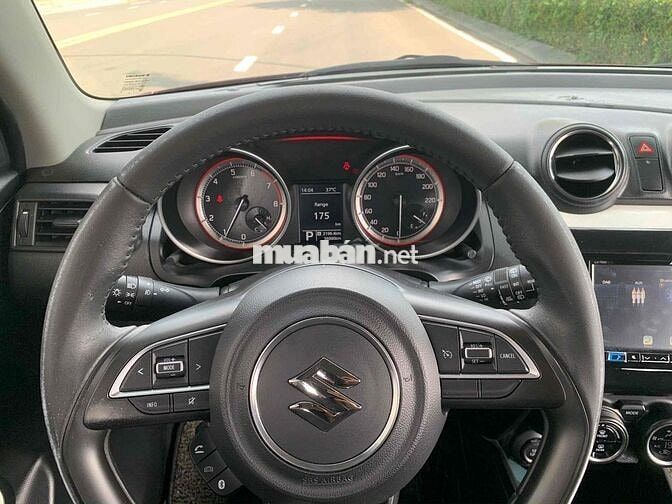Suzuki Swift 2019 GLX Sử Dụng Ít