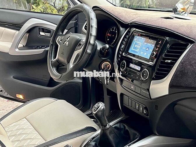 Mitsubishi Pajero Sport 2018 2.4D 4x2 MT - rất đep