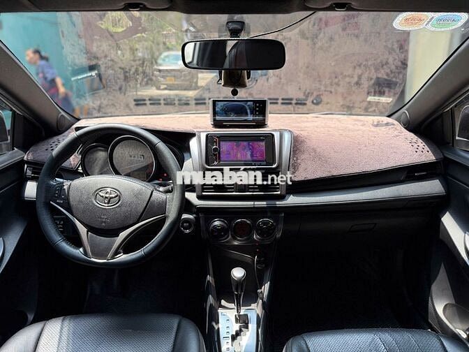 Toyota Yaris 1.3G số tự động 2016 màu trắng