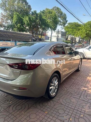 Mazda 3 2018 1.5 AT Sedan - 72123 km