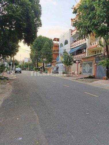 Quẩn 6 MT Bình Phú 1 -  thẳng trục công viên Metro 5 TẦNG nhỉnh 12 tỷ