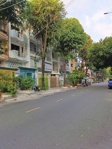 Quẩn 6 MT Bình Phú 1 -  thẳng trục công viên Metro 5 TẦNG nhỉnh 12 tỷ