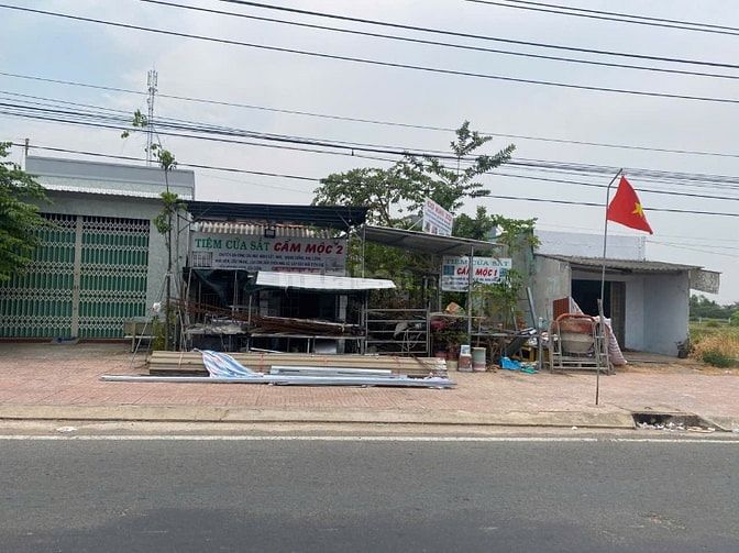 Bán lô đất mặt tiền 826c giáp với dự án vingroup cần giuộc Long an
