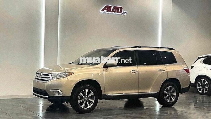 Toyota Highlander 2011 - xe nhập Mỹ bản SE