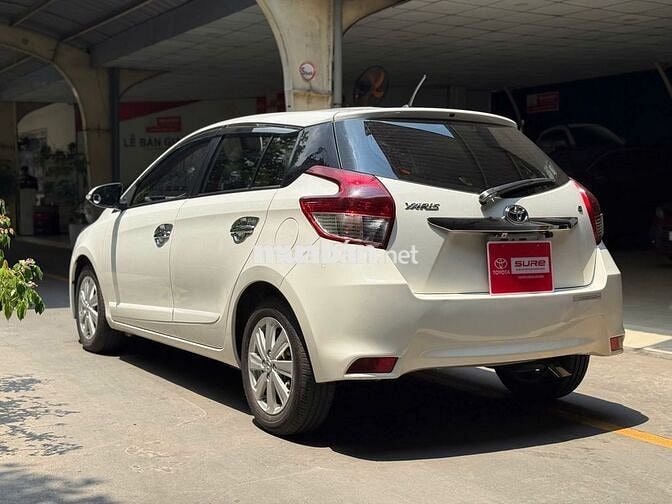 Toyota Yaris 1.3G số tự động 2016 màu trắng