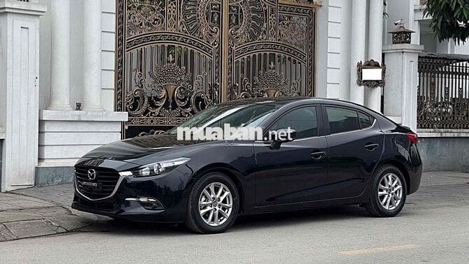 Mazda 3 2018 1.5 AT Sedan - 29000 km