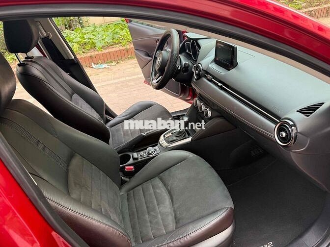 Mazda 2 2019 Luxury - 52000 km