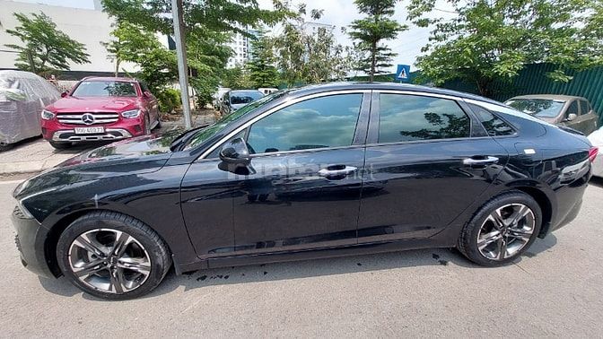 Kia K5 Luxury 2v xe gia đình full bd hãng