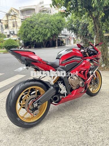 Cần Bán Cbr650r 2022 siêu lướt Chính chủ biển sgon