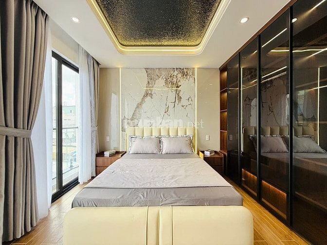 CHÍNH CHỦ CẦN BÁN NHÀ GÒ VẤP MỚI XÂY ĐÚC 4LẦU XE HƠI ĐẬU TRONG NHÀ