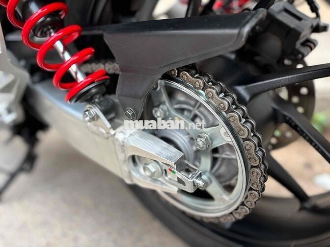Honda CB400 SuperFour ABS 2019 bản kỉ niệm 25 năm