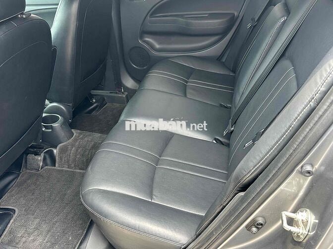 Mitsubishi Attrage 2021 1.2L CVT - 50000 km