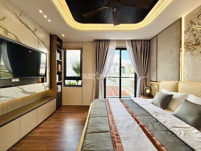 CHÍNH CHỦ CẦN BÁN NHÀ GÒ VẤP MỚI XÂY ĐÚC 4LẦU XE HƠI ĐẬU TRONG NHÀ