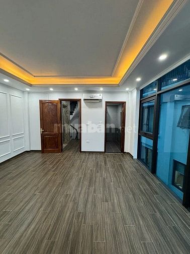 Cần bán căn nhà số 7 Ngõ 12/85 Đào Tấn, nhà xây mới 7  tầng thang máy