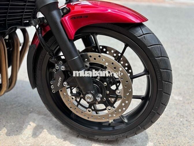 Honda CB400 SuperFour ABS 2019 bản kỉ niệm 25 năm