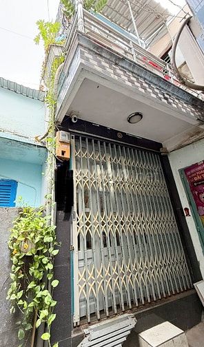 BÁN NHÀ TÔN ĐẢN 2tỷ6 , tặng nội thất 