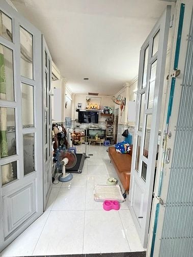 BÁN NHÀ TÔN ĐẢN 2tỷ6 , tặng nội thất 