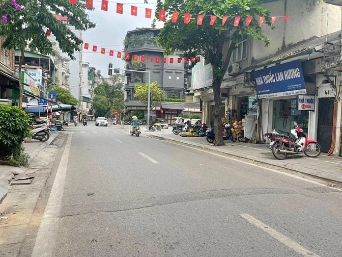 Siêu phẩm 2 mặt Phố Trần Phú Ba Đình DT140m2 MT6.5m giá 73 tỷ