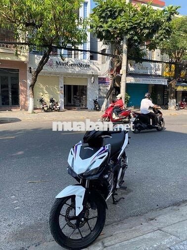Cần ra đi Winner V4 2024 biển 43 chính chủ