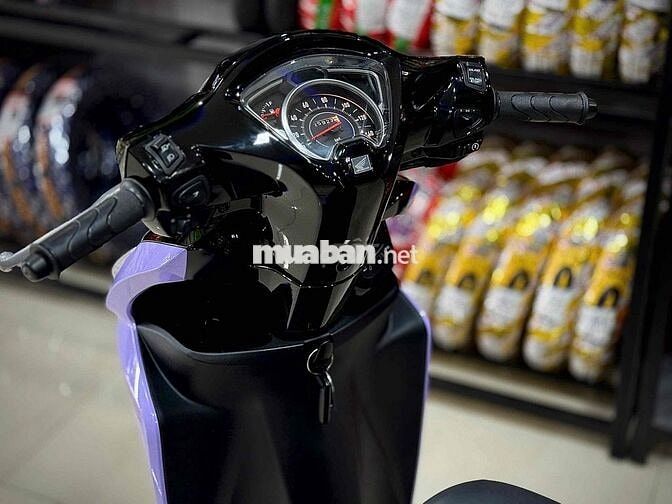 Vision 2020 Smarkey Lướt ( Hỗ trợ Trả GÓP )
